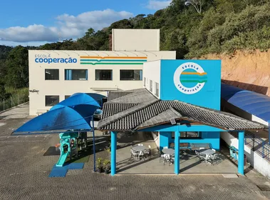 Imagem ilustrativa da imagem IA personaliza ensino em cooperativa educacional no ES