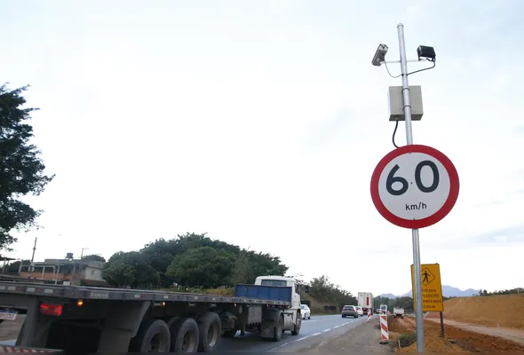 Imagem ilustrativa da imagem Agência de Transporte suspende testes de radares de velocidade média no Brasil