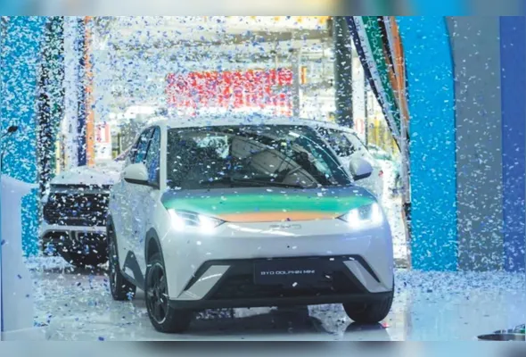 1º carro da BYD montado no Brasil