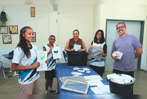 Alunos da EMEF ECIM Terfina Rocha Ferreira, em Cariacica, desenvolvem projeto de reciclagem e sustentabilidade