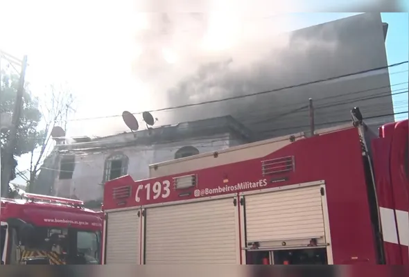 Corpo de Bombeiros foi acionado e controlou as chamas