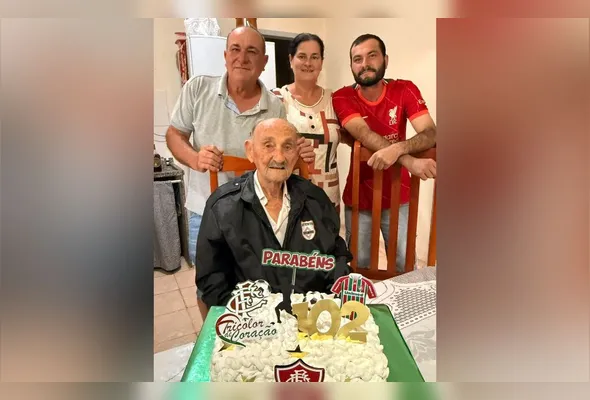 Ademar Gonçalves e filho Ademar Júnior, a nora Márcia Dalvi e o neto João Marcos