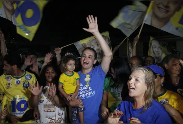 Lorenzo Pazolini comemora resultado alcançado no primeiro turno