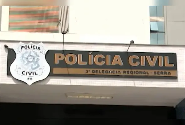 Imagem ilustrativa da imagem Homem é preso por guardar fotos íntimas da sobrinha de 12 anos na Serra
