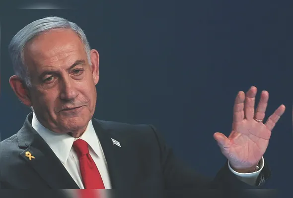 Benjamim Netanyahu procura se manter no cargo de primeiro-ministro israelense