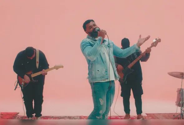 O cantor Jeyzer Maia lança “Incendiados”, primeira faixa de EP produzido por Johnny Essi