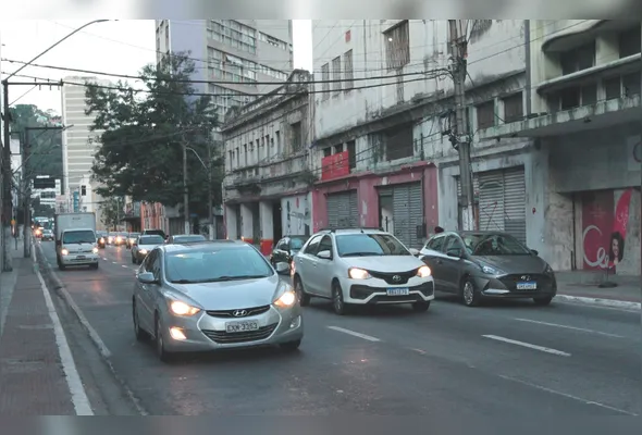 Trânsito em Vitória: a partir da data de publicação de cada edital, são 30 dias para condutor apresentar defesa