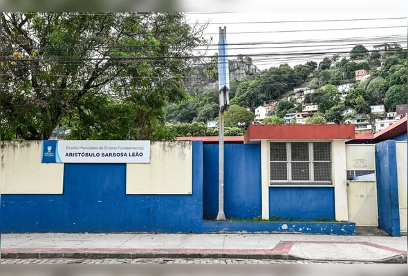 A Escola Municipal de Ensino Fundamental Aristóbulo Barbosa Leão onde a prova será realizada