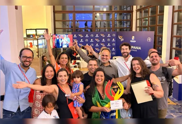Premiação aconteceu nessa quinta-feira (17), em Nápoles, na Itália