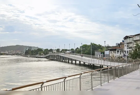 Trecho da urbanização do Canal de Camburi, entre Pontal de Camburi e Jardim da Penha, em Vitória