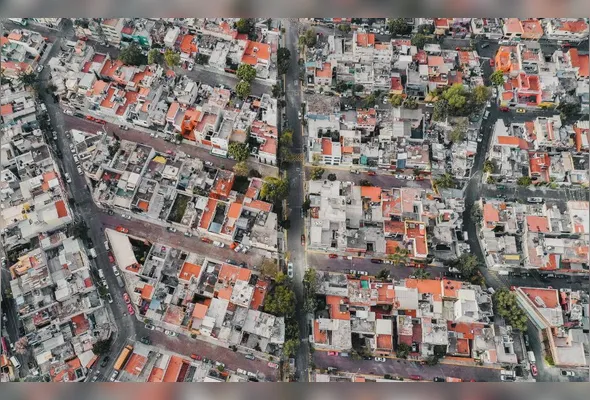 Passeio ciclístico no sábado e preparação para a 35ª Dez Milhas Garoto causam alterações no trânsito da cidade.