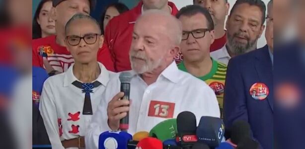 Lula vota e faz discurso elogiando manifestações do povo brasileiro