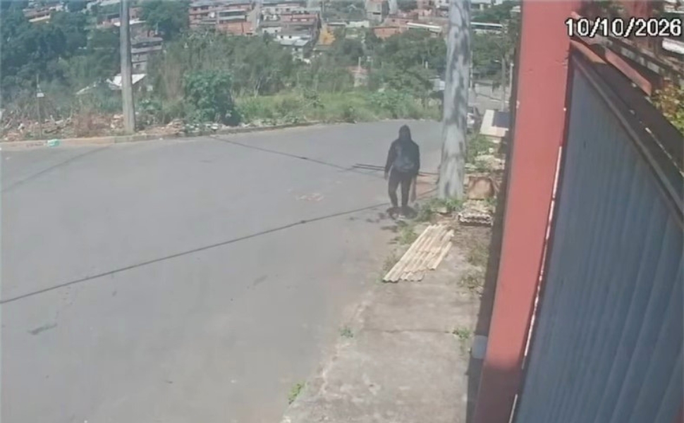 Morre representante comercial baleado na porta de bar em Cariacica