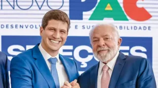 Imagem ilustrativa da imagem Estrategista do prefeito João Campos assume comunicação no governo Lula