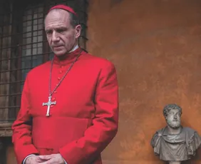 Imagem ilustrativa da imagem Bastidores da escolha de novo Papa em “Conclave”