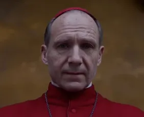 Imagem ilustrativa da imagem 'Conclave' lidera audiência no Prime Video Brasil após morte do papa Francisco