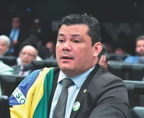 Imagem ilustrativa da imagem Suplente de Gilvan da Federal não será chamado para assumir mandato em Brasília