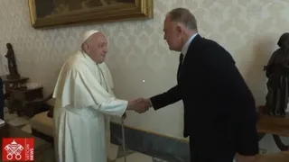 Imagem ilustrativa da imagem Governador Renato Casagrande saúda novo Papa