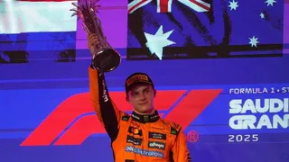 Imagem ilustrativa da imagem Piastri vence na Arábia Saudita e assume liderança da F1; Bortoleto é 18º