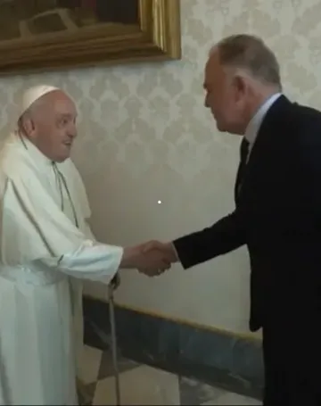Imagem ilustrativa da imagem Governador Renato Casagrande saúda novo Papa