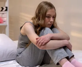 Imagem ilustrativa da imagem Baixa estima: isolamento de adolescentes é sinal de alerta