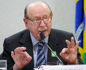 Imagem ilustrativa da imagem Morre Evanildo Bechara, um dos maiores gramáticos do Brasil e membro da ABL