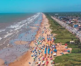 Imagem ilustrativa da imagem Pesquisa: 83% dos capixabas veem o turismo como positivo para suas cidades