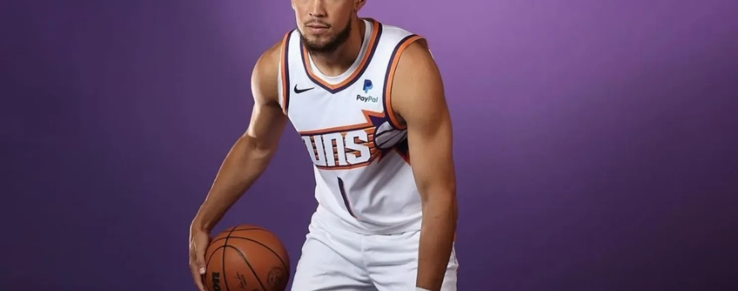 Imagem ilustrativa da imagem Devin Booker renova com os Suns e terá maior salário da história da NBA