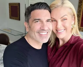 Imagem ilustrativa da imagem Edu Guedes tem alta do hospital 10 dias antes do previsto; Ana Hickmann comemora