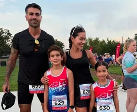 Imagem ilustrativa da imagem Filhos de Adriana e Rodrigão fazem corrida de 5 km com apoio dos pais