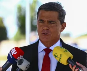 Imagem ilustrativa da imagem General diz ter visitado acampamento e admite plano para matar autoridades