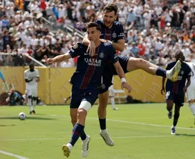 Imagem ilustrativa da imagem PSG resolve jogo em 24 minutos, goleia Real Madrid e avança à final do Mundial