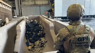 Imagem ilustrativa da imagem PF incinera mais de quatro toneladas de drogas no ES; veja vídeo