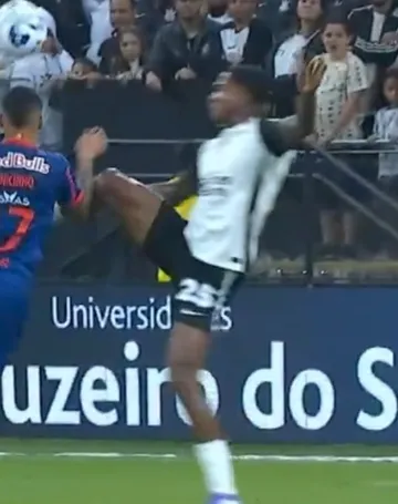 Imagem ilustrativa da imagem Corinthians envia ofício à CBF para contestar pênalti: ‘Tecnicamente insustentável’
