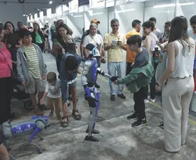 Imagem ilustrativa da imagem 2 mil alunos participam de encontro de robótica em Vitória