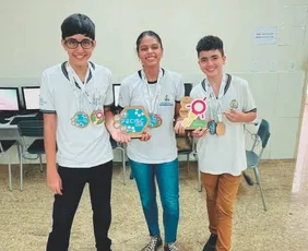 Imagem ilustrativa da imagem Alunos de Guarapari criam óculos que “detectam” sono
