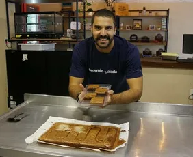 Imagem ilustrativa da imagem Aprenda a fazer um Brownie de chocolate com apenas cinco ingredientes