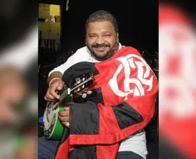 Imagem ilustrativa da imagem Arlindo Cruz era flamenguista roxo e virou sócio honorário do clube