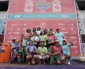 Imagem ilustrativa da imagem Atletas PCDs definem campeãs no Wahine Bodyboarding Pro, em Jacaraípe