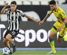 Imagem ilustrativa da imagem Botafogo abre 3 a 0, mas Mirassol busca empate heroico e se mantém no G4