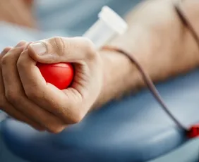 Imagem ilustrativa da imagem Com estoque crítico, Hemocentro de Colatina faz apelo por doações de sangue