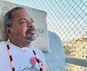 Imagem ilustrativa da imagem Corpo de Arlindo Cruz é sepultado no Rio por amigos e personalidades do samba