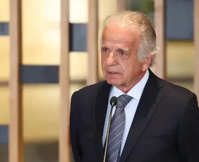 Imagem ilustrativa da imagem Crise entre Venezuela e EUA preocupa, diz ministro da Defesa do Brasil