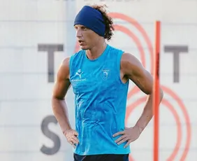 Imagem ilustrativa da imagem David Luiz nega ameaças e encontro com mulher que fez BO contra o jogador