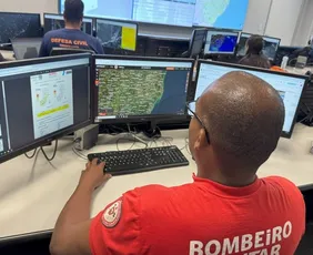 Imagem ilustrativa da imagem ES usa sistema para monitorar focos de incêndio em áreas de vegetação 24h por dia