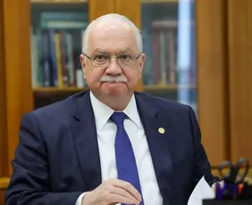 Imagem ilustrativa da imagem Edson Fachin é eleito presidente do STF; Moraes será o vice