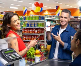 Imagem ilustrativa da imagem Extrabom celebra aniversário com campanha festiva, prêmios e influenciadores do ES