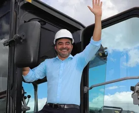 Imagem ilustrativa da imagem Governador de Tocantins é afastado em operação da PF sobre desvio de emendas