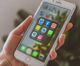 Imagem ilustrativa da imagem Governo anuncia classificação indicativa para apps e nova faixa etária