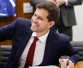 Imagem ilustrativa da imagem Governo faz acordo para ampliar licença-paternidade para 30 dias
